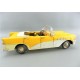 Home Goods Metal Clásico Años 50 Amarillo Chevy Buick Convertible Coche 12