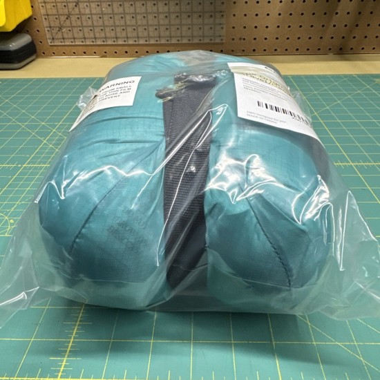 Almohada ajustable para camping de viaje Coop Home Goods espuma viscoelástica y microfibra NUEVA