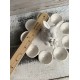 Home Goods Grace Teaware Bunny Estatuilla Porcelana Fina Porta Huevos