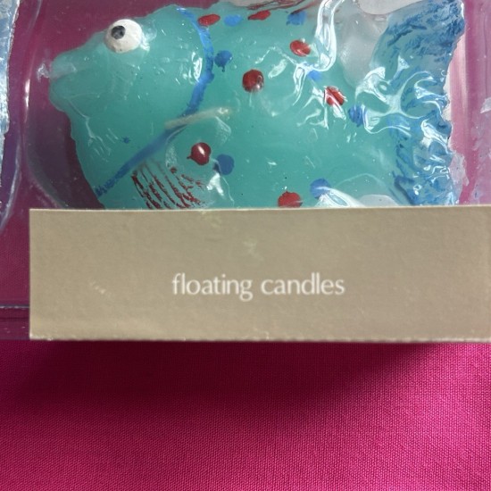 Juego de 4 velas flotantes de pescado Sonoma Home Goods