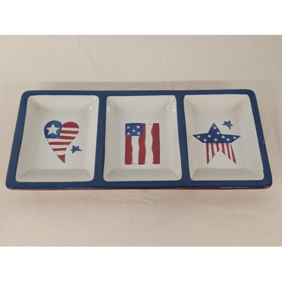Plato de servir Sonoma Home Goods patriótico dividido de 3 secciones