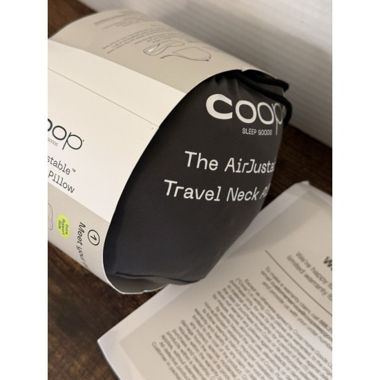 Almohada inflable ajustable compacta Coop Home Goods AirJustable para el cuello de viaje